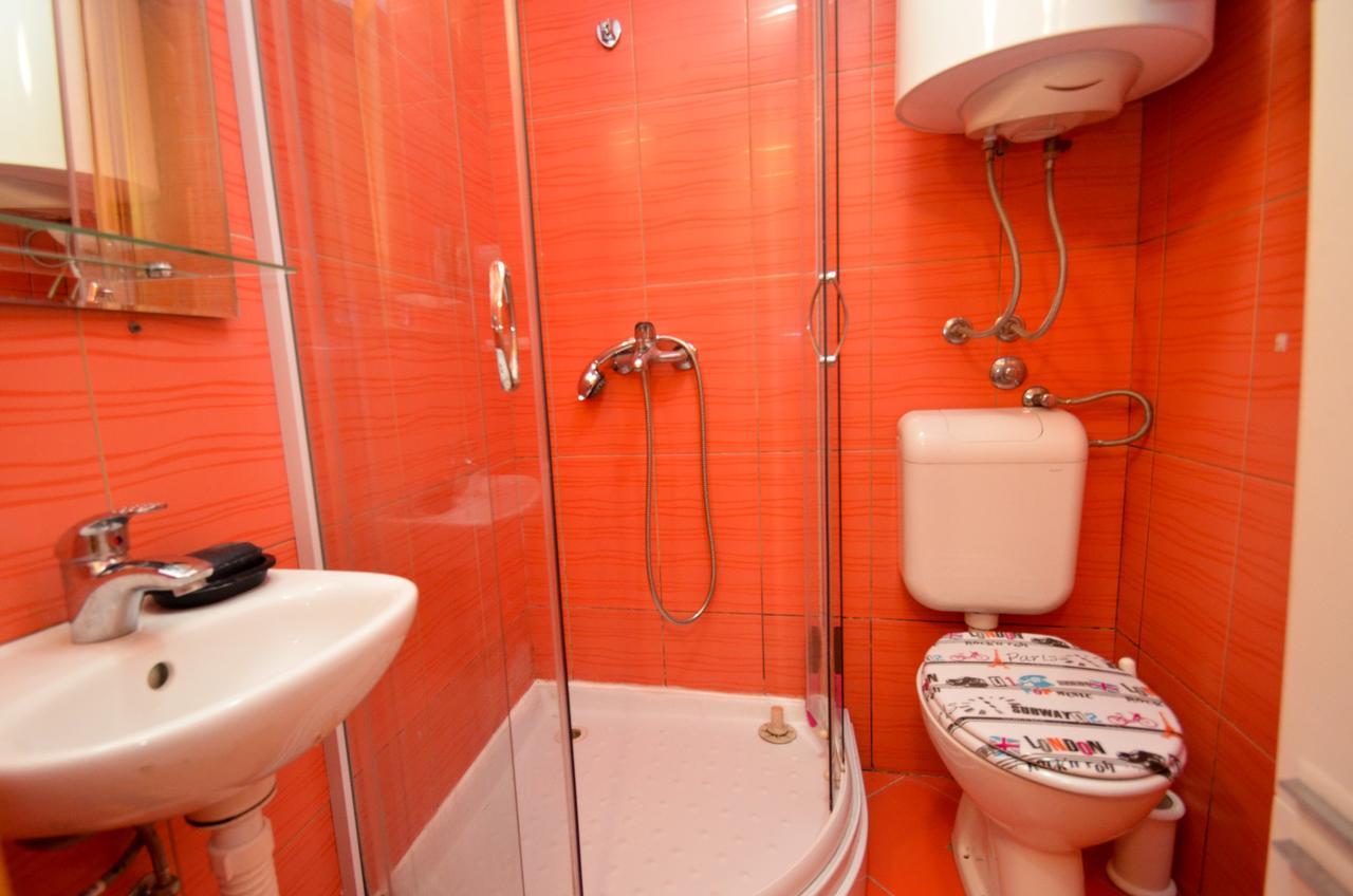 Apartment Ana Paola Котор Екстериор снимка