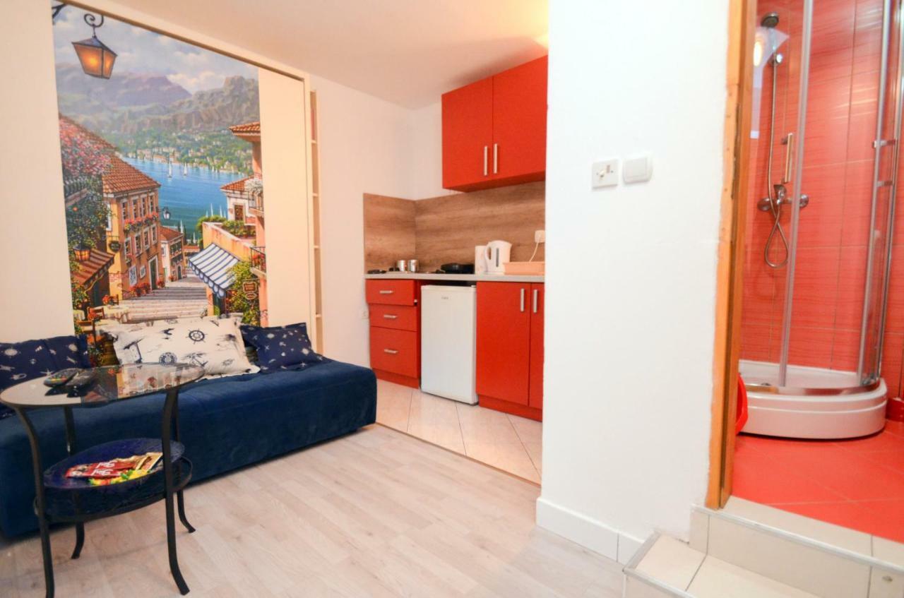 Apartment Ana Paola Котор Екстериор снимка